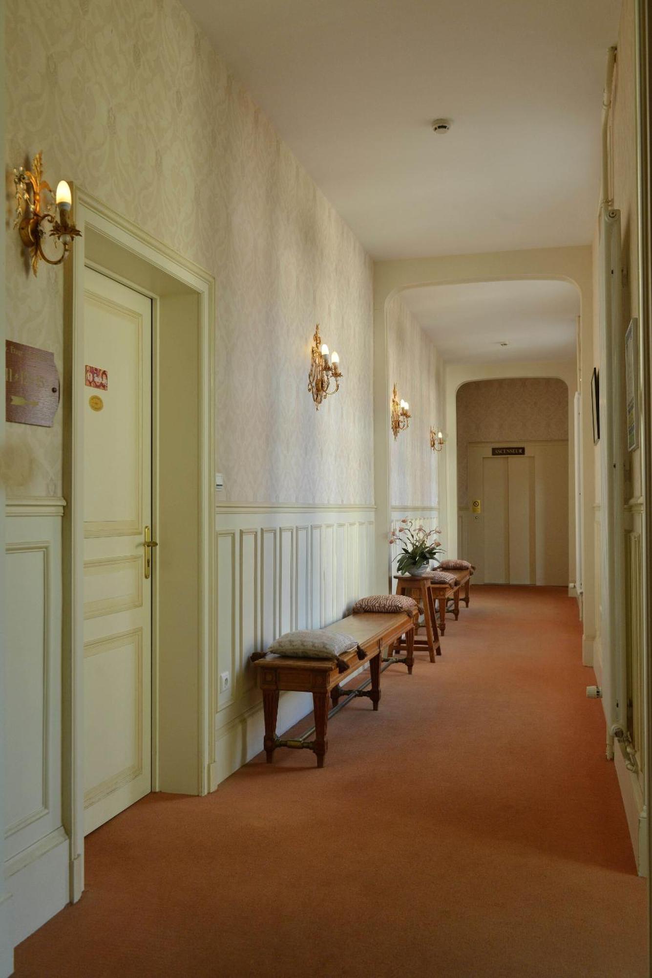 Hotel Castel Jeanson Ay-Champagne Exterior foto