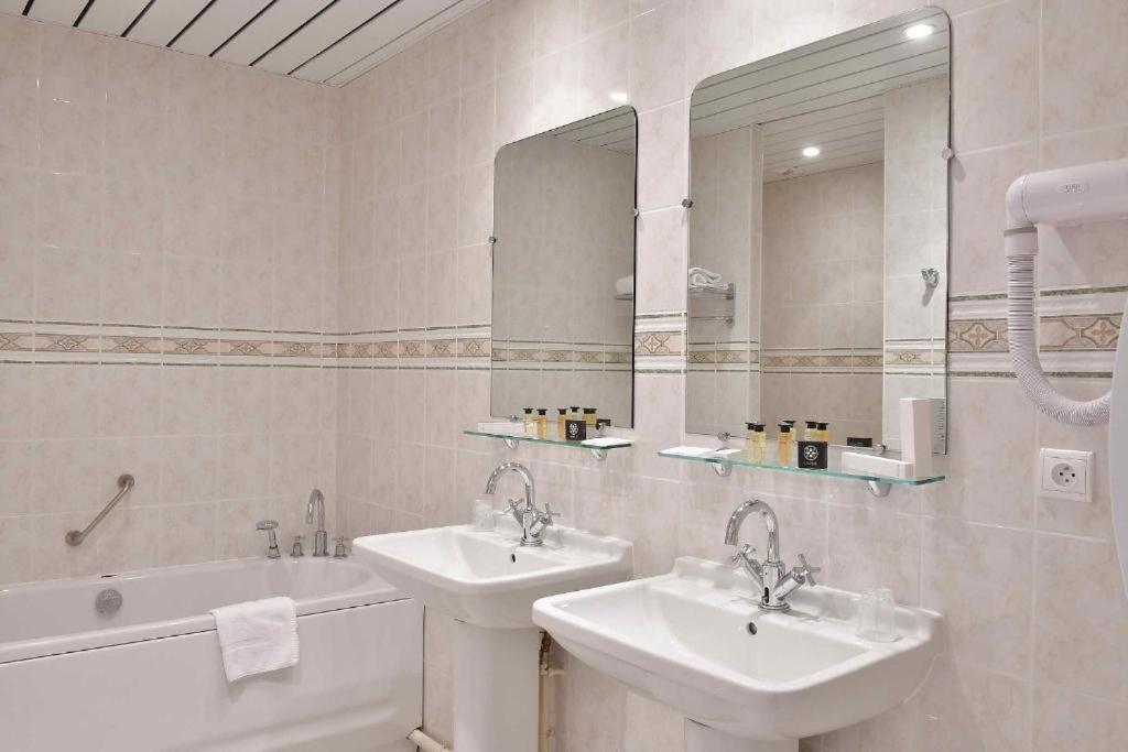 Hotel Castel Jeanson Ay-Champagne Habitación foto